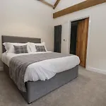 The Grooms Holiday home *